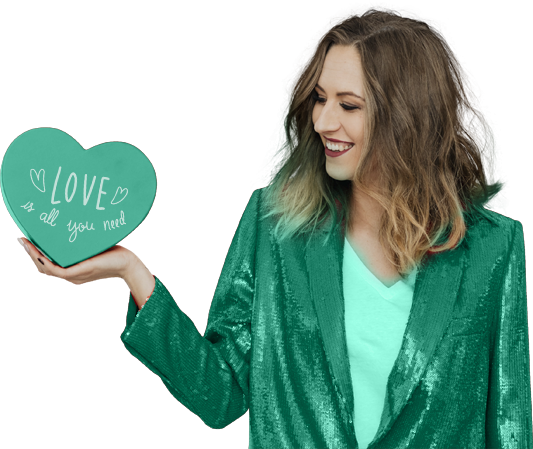 dark-green-heart-girl